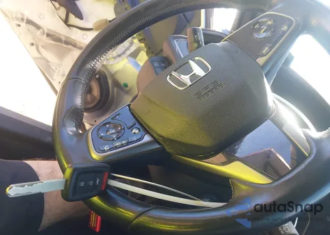 2019 Honda Civic Sport z USA, uszkodzony, nr VIN SHHFK7H41KU219654